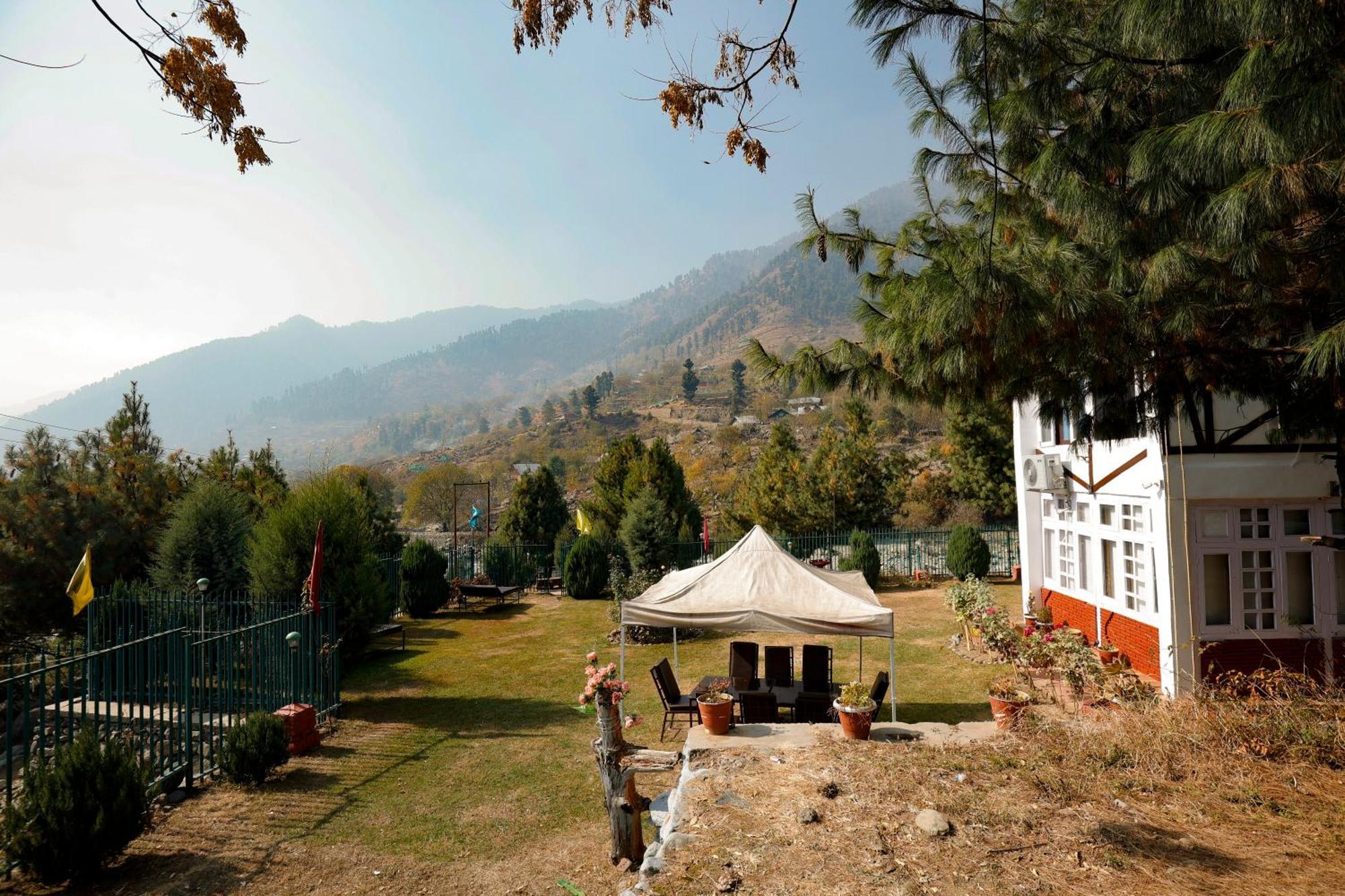 Walisons Peace Resort Pahalgam Luaran gambar