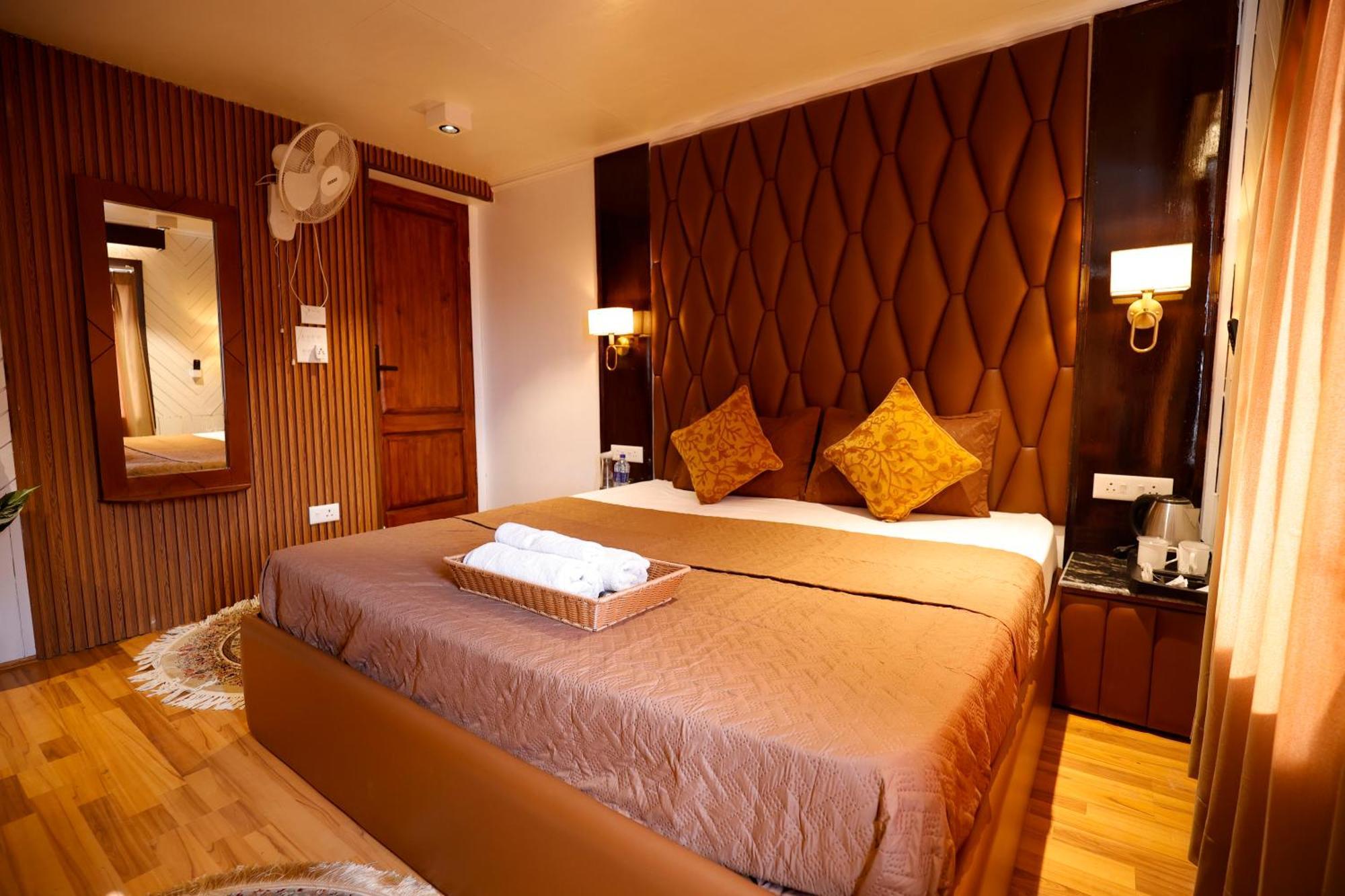 Walisons Peace Resort Pahalgam Luaran gambar